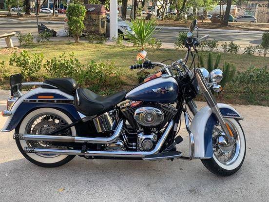 HARLEY-DAVIDSON SOFTAIL DELUXE 